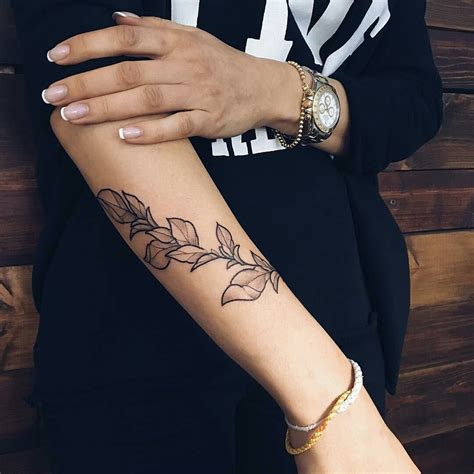 56 Hermosas ideas de Tatuajes en brazo para mujer